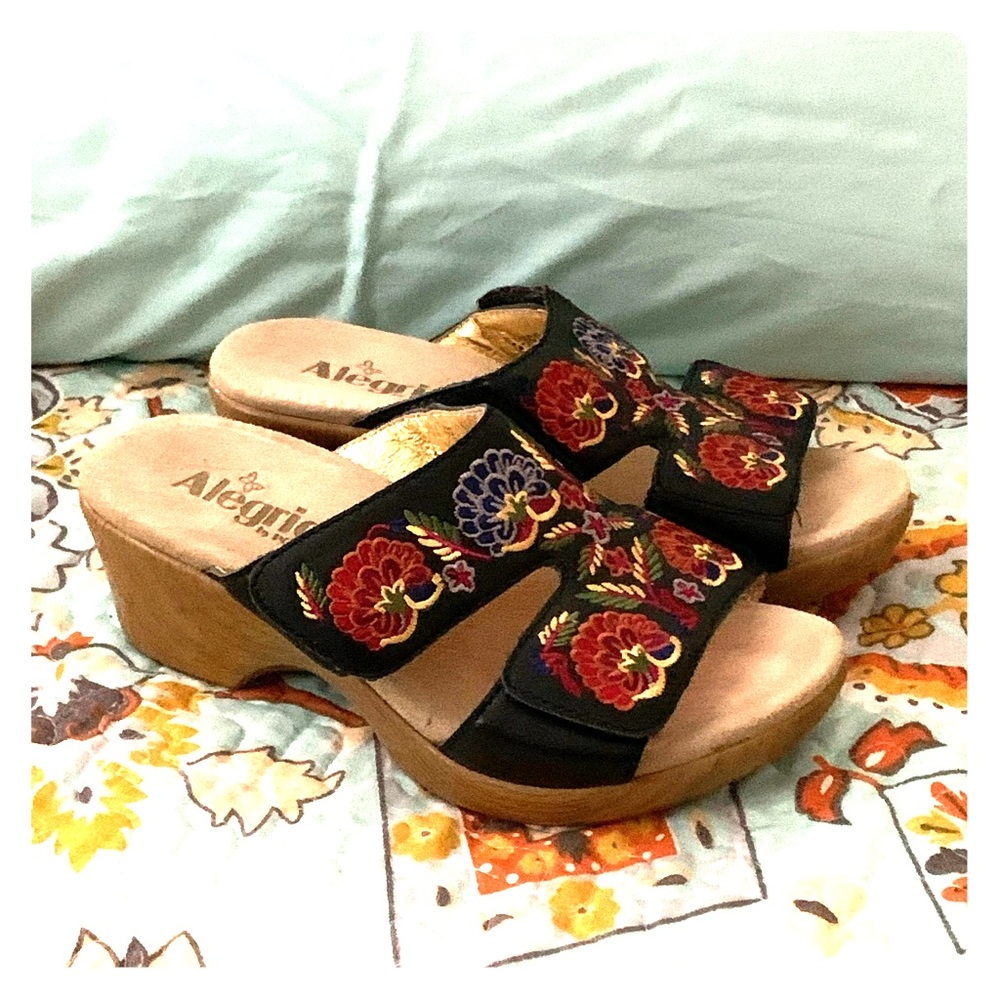 Alegria leather sandal